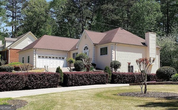 1522 Catherine Court, Suwanee