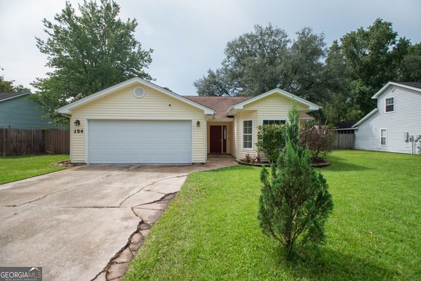 104 Cherry Tree Court, Kingsland