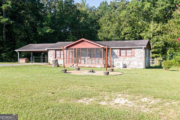 8203 Blacks Bluff Road, Cave Spring