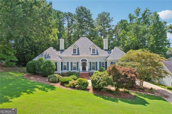 9532 Clear Lake Court, Douglasville