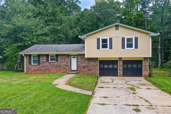 2193 Kings Forest Drive, Conyers