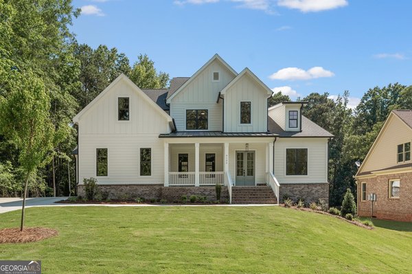 9135 Greenway Court, Gainesville