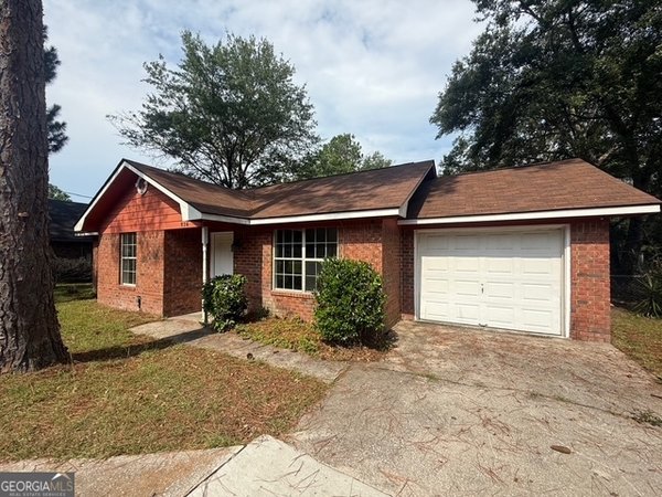 936 Pineland Avenue, Hinesville