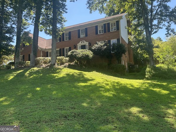 3922 Glen Meadow Drive, Peachtree Corners