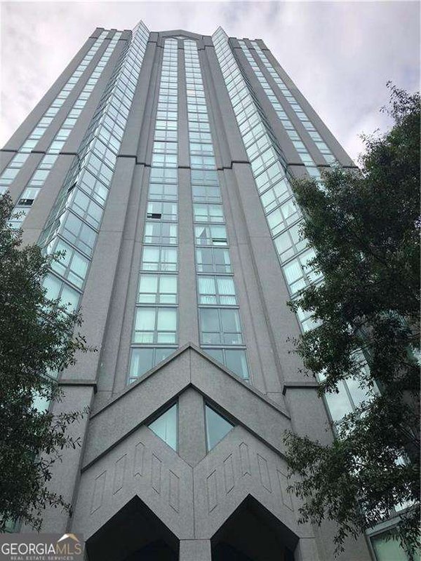 2870 Pharr Court South, Atlanta