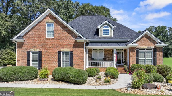 100 Cole Point, Hoschton