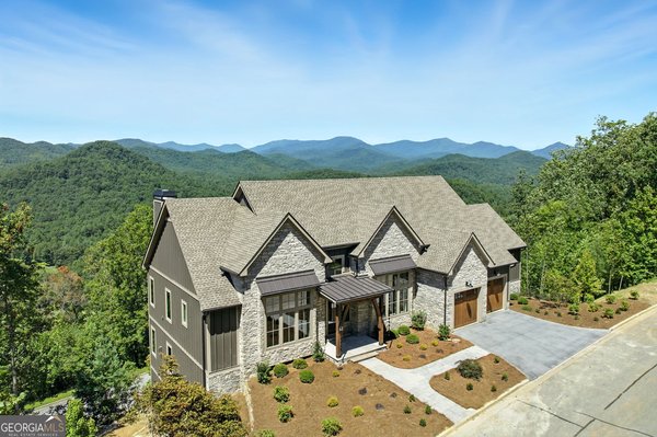 608 Winterberry Drive, Clayton