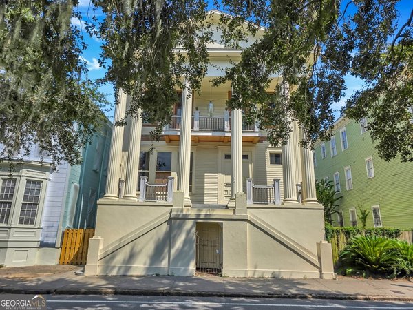 808 Drayton Street, Savannah