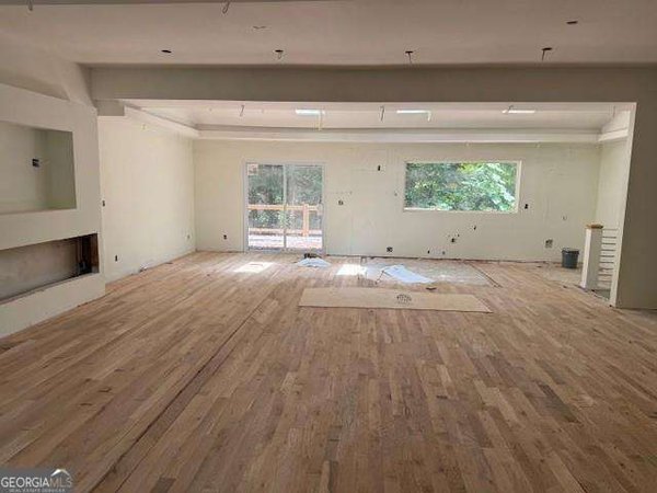 4886 Valley View Court, Atlanta