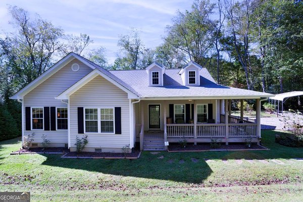 99 Chatuge Hills Drive, Hayesville