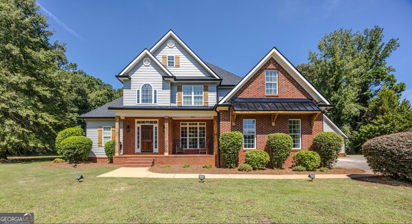 374 Deer Creek Drive, Forsyth