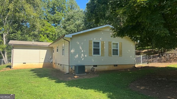 903 Village Road, Hiawassee