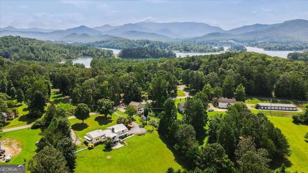 441 Mull Road, Hiawassee
