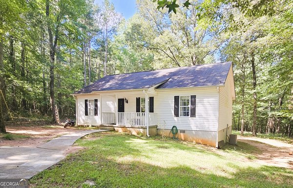 8216 Lakeview Drive, Covington