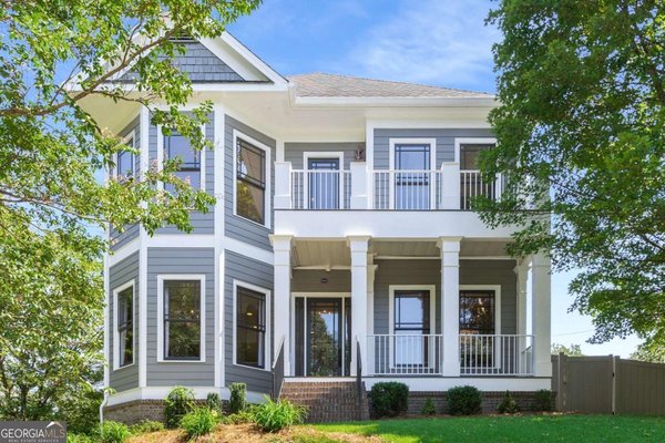 830 Oakview Road, Decatur