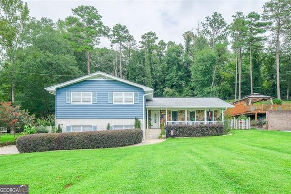 1553 Sultan Lane, Riverdale