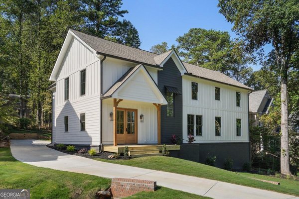 2198 Oakawana Drive, Atlanta