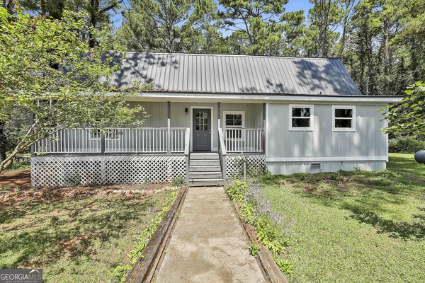46 I W Brooks Road, Newnan