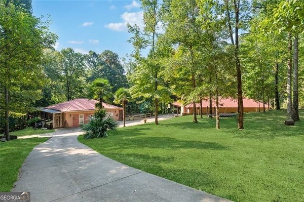 9011 Highpoint Road, Villa Rica