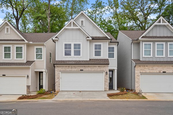 694 Smokey Quartz Way, Kennesaw