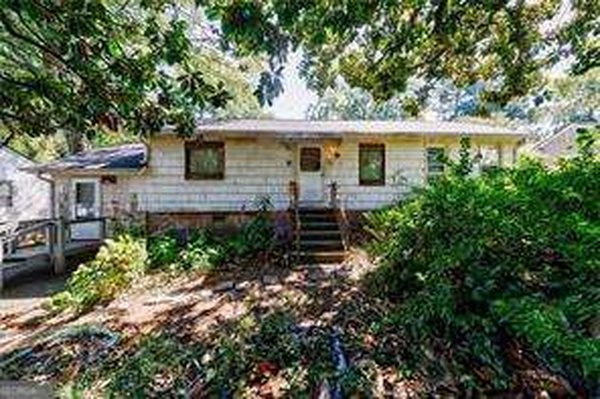 739 Scott Circle, Decatur