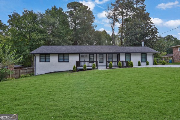 3122 Vandiver Drive, Marietta