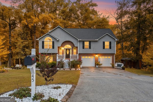 45 Hollow Court, Dallas