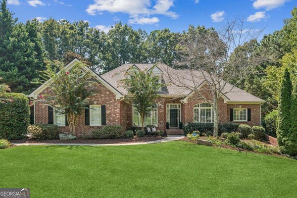205 Brighten Court, Alpharetta