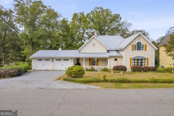 241 Sims Street, Maysville