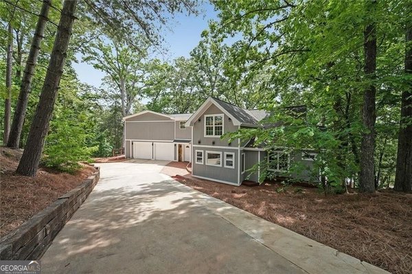 9460 Chestatee Court, Gainesville