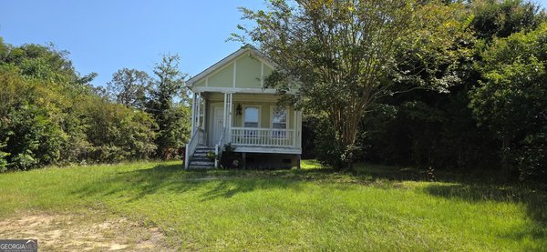 3671 Lyons Place, Macon