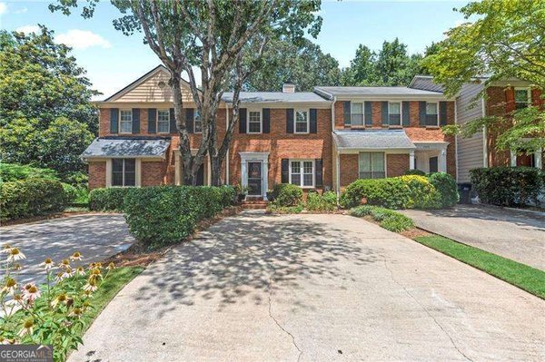 4343 Ivy Glen Court, Smyrna