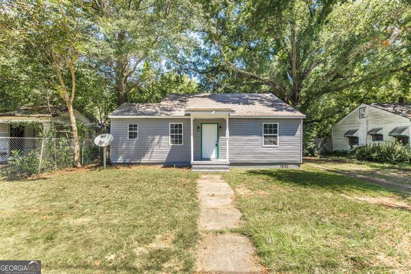 209 Calhoun Street, Fort Valley