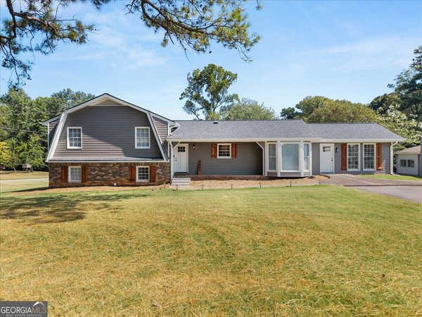 3462 Due West Road, Marietta