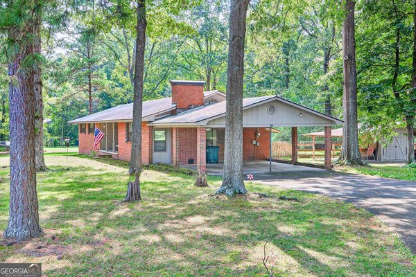 199 Cherry Street, Calhoun