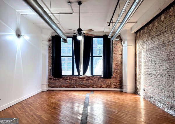 87 Peachtree Street, Atlanta