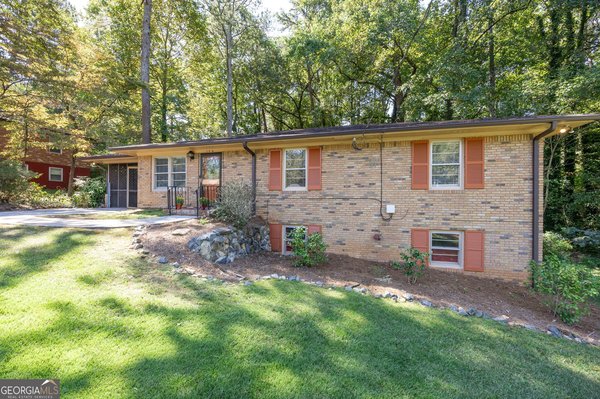 166 Hurt Drive, Smyrna