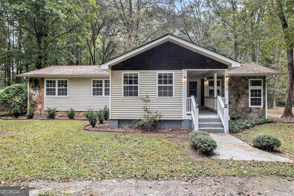 270 Mays Road, Stockbridge