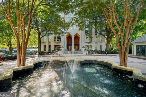 2870 Pharr Court South, Atlanta