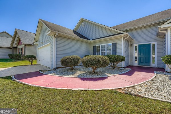 231 Summergate Lane, Villa Rica