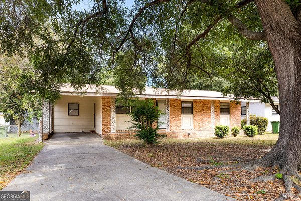 4937 GARDINER Drive, Columbus