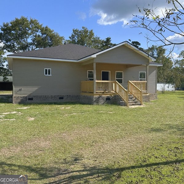 97 Shirley Lane, Glennville
