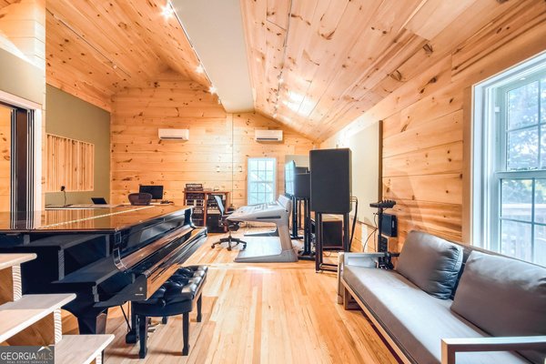 1440 Woodmont Lane, Atlanta