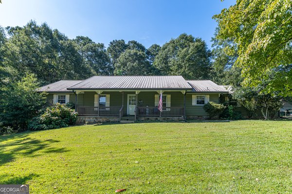 231 Sorrow Road, Stockbridge