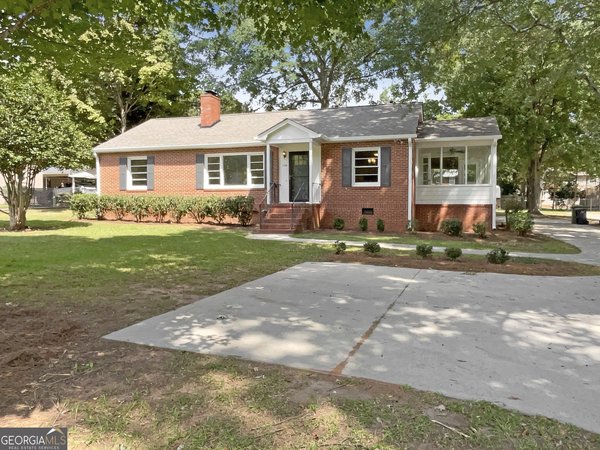 1104 Maple Drive, Griffin