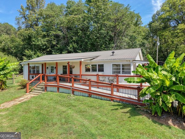 729 Collins Road, Blairsville