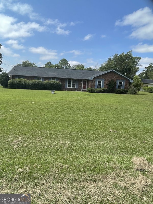 1203 Barnard Street, Glennville