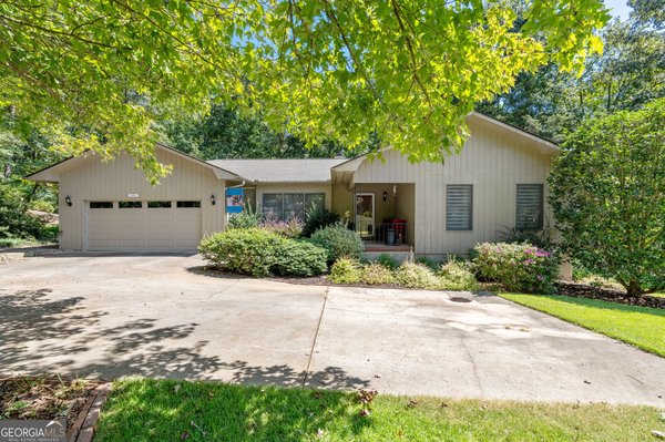 211 Cherokee Drive, Fair Play