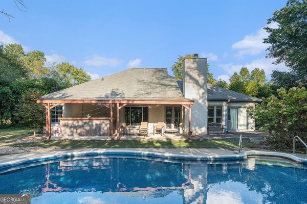 710 Friendship Ridge Court, Powder Springs