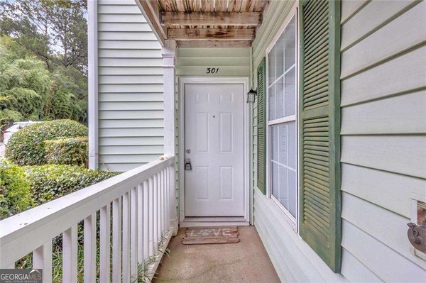 301 Cobblestone Trail, Avondale Estates